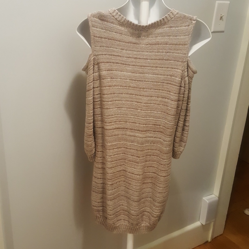 Sweater - Picture 2 of 3